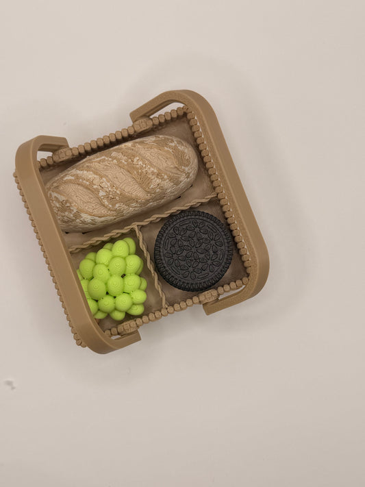 Mystery Picnic Basket, 4 slot
